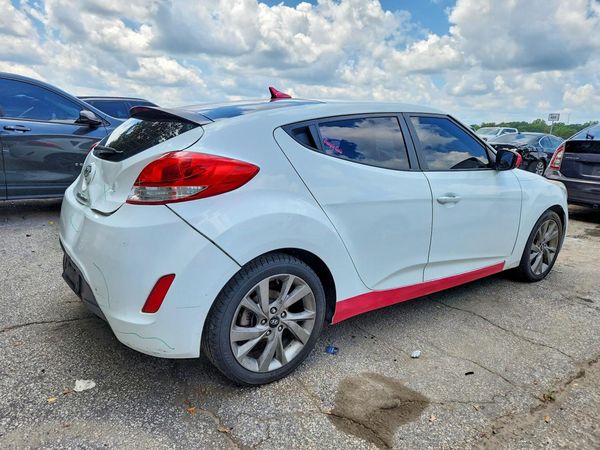 2016 HYUNDAI VELOSTER