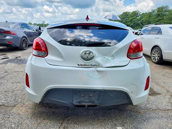 2016 HYUNDAI VELOSTER