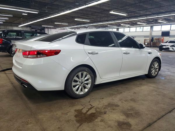 2016 KIA OPTIMA GL