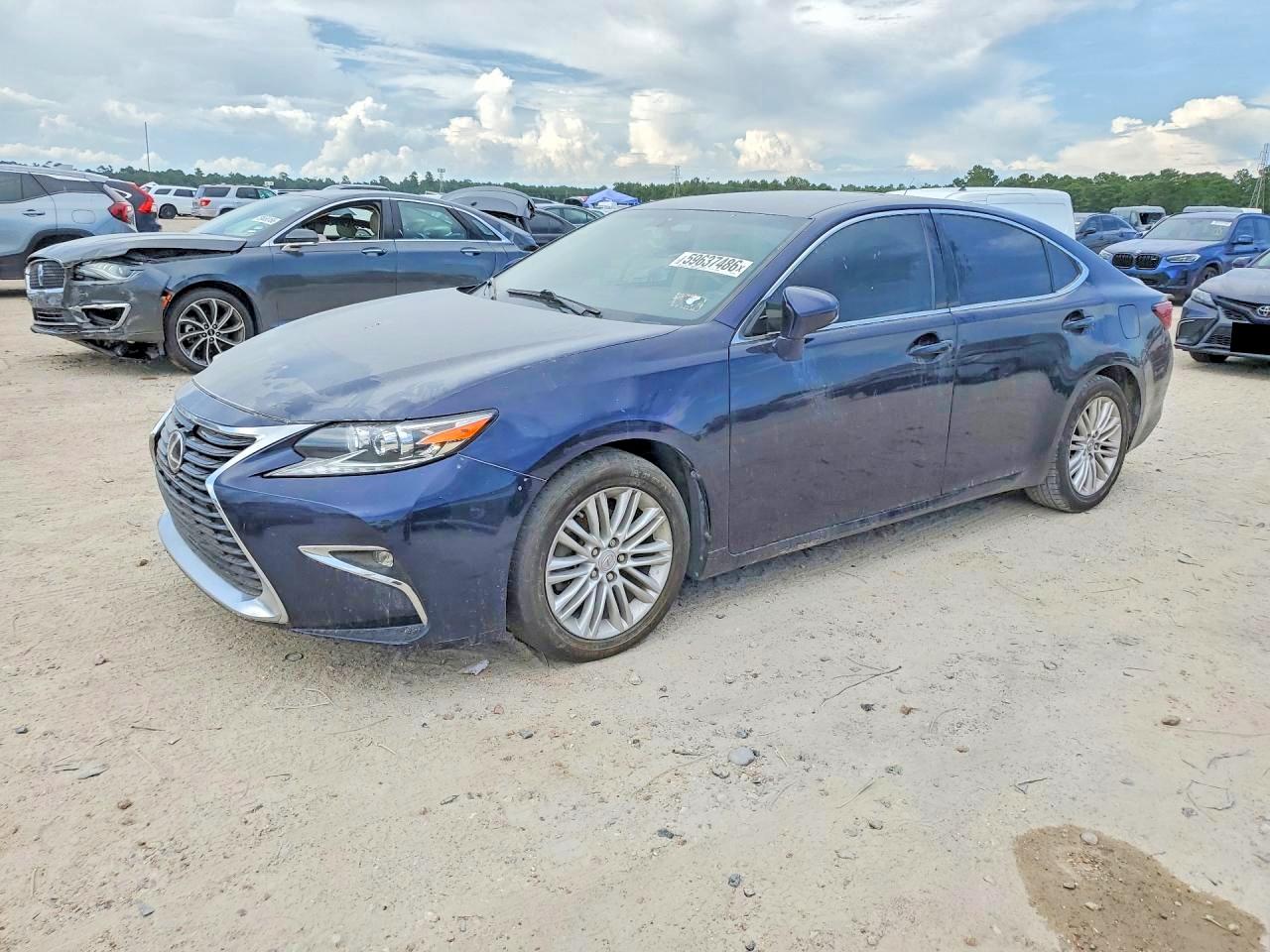 2016 LEXUS ES