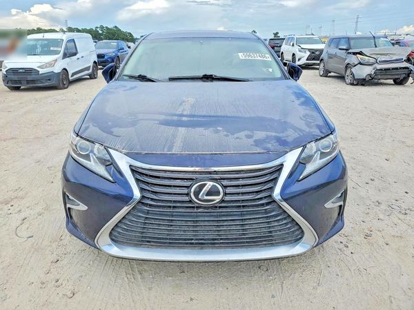 2016 LEXUS ES