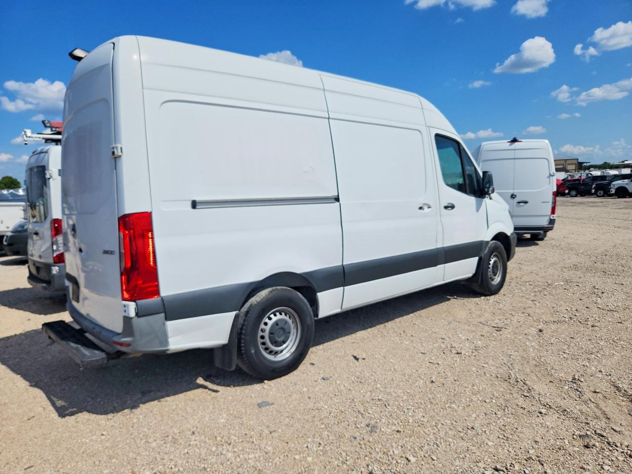 2022 MERCEDES-BENZ SPRINTER 907 (VS30)