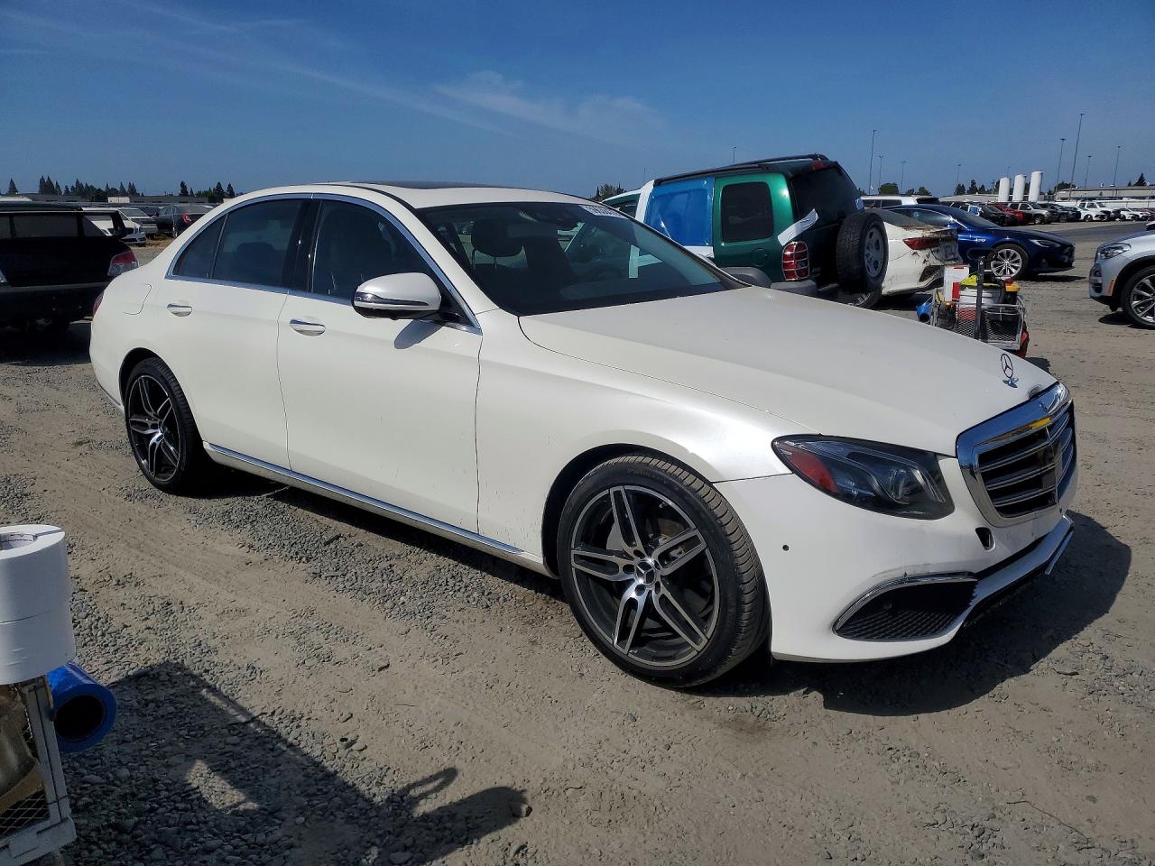 2017 MERCEDES-BENZ E E300
