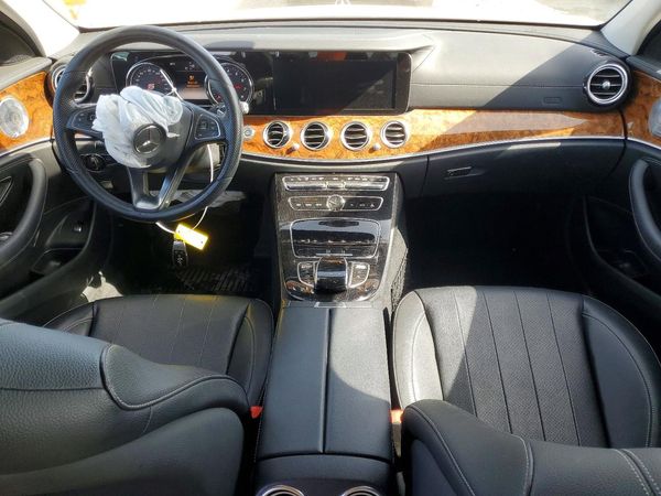 2017 MERCEDES-BENZ E E300