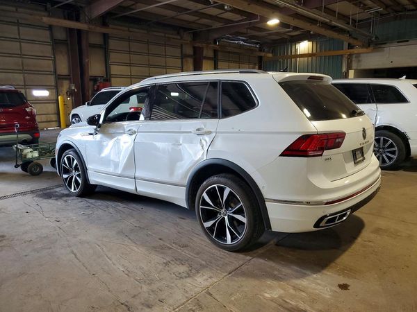 2023 VOLKSWAGEN TIGUAN 4Motion SEL R-Line Black