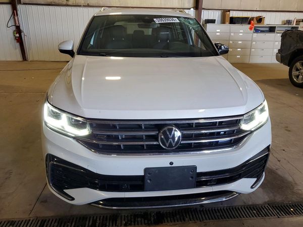 2023 VOLKSWAGEN TIGUAN 4Motion SEL R-Line Black