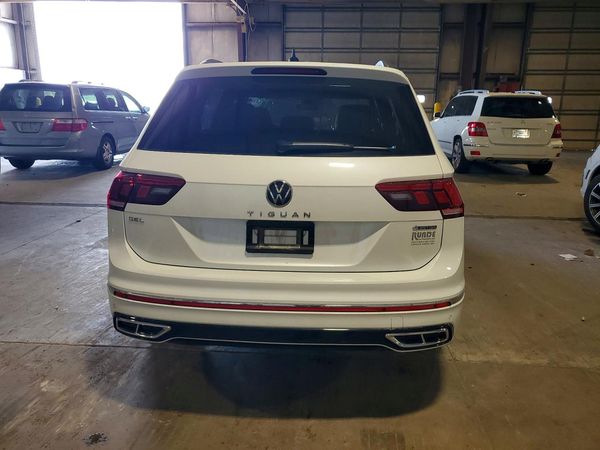 2023 VOLKSWAGEN TIGUAN 4Motion SEL R-Line Black