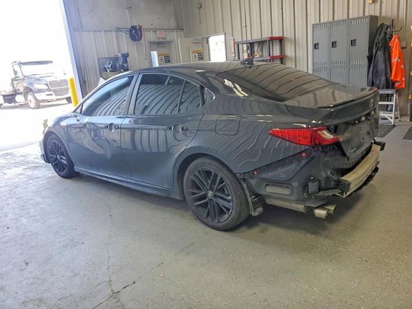 2025 TOYOTA CAMRY