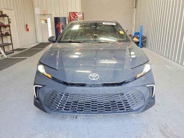2025 TOYOTA CAMRY