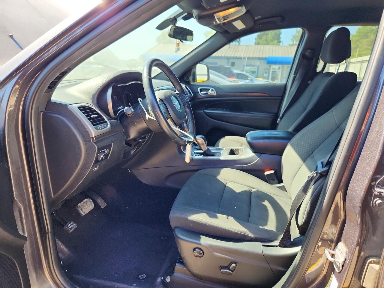 2018 JEEP GRAND CHEROKEE LAREDO 4X4
