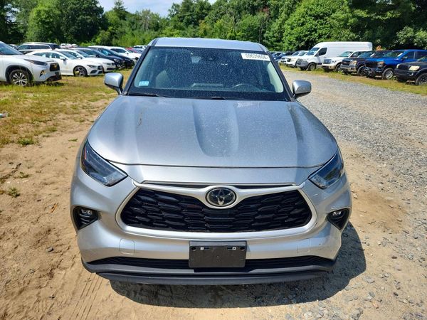 2024 TOYOTA HIGHLANDER