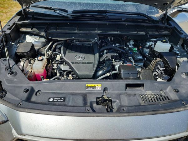 2024 TOYOTA HIGHLANDER