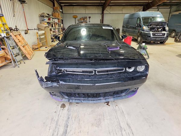2020 DODGE CHALLENGER SXT