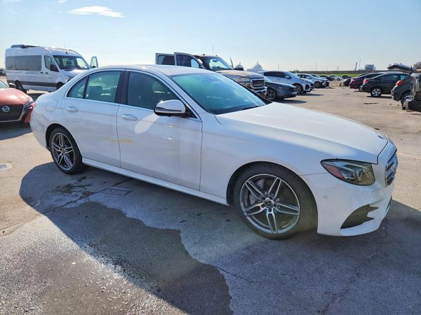 2019 MERCEDES-BENZ E E300
