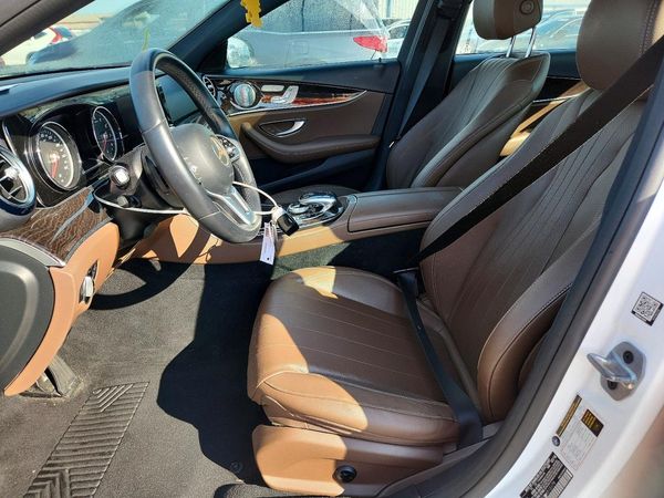 2019 MERCEDES-BENZ E E300