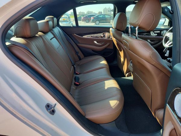 2019 MERCEDES-BENZ E E300