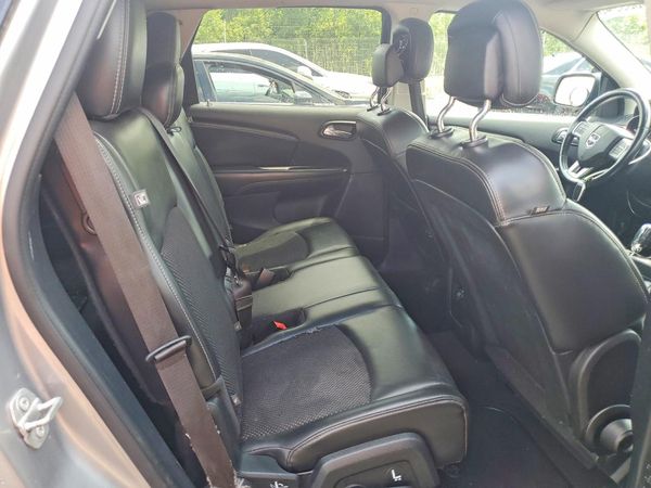 2017 DODGE JOURNEY Crossroad, Limited
