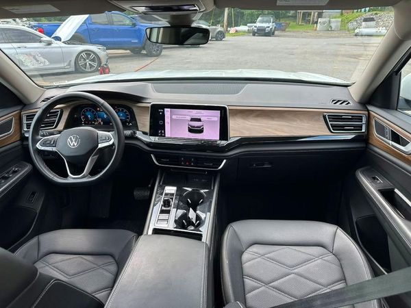 2025 VOLKSWAGEN ATLAS SE