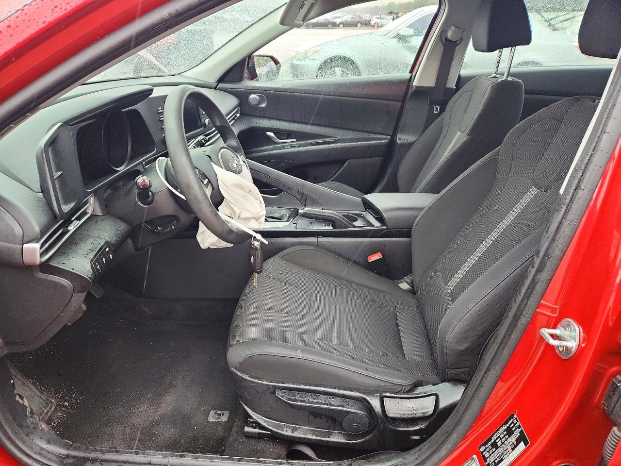 2021 HYUNDAI ELANTRA SE