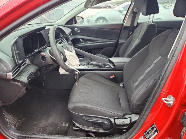 2021 HYUNDAI ELANTRA SE