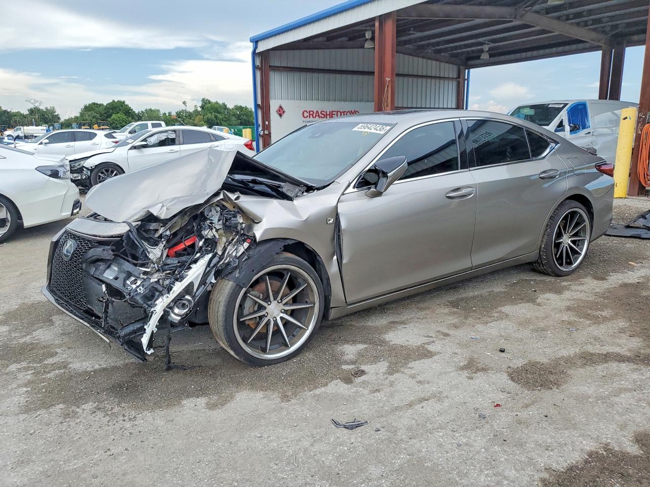 2019 LEXUS ES