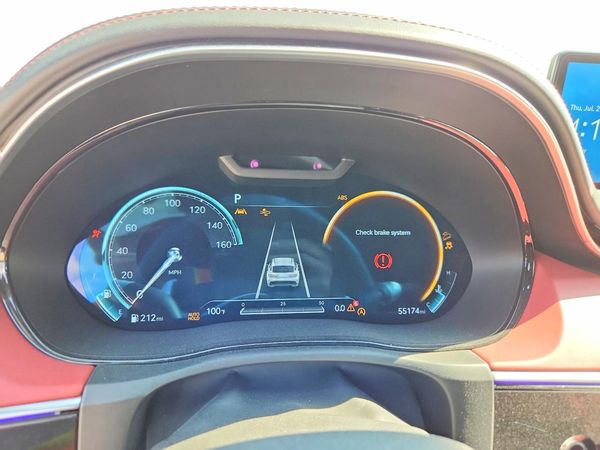 2024 GENESIS GV70