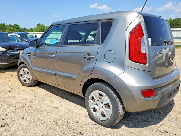 2013 KIA SOUL