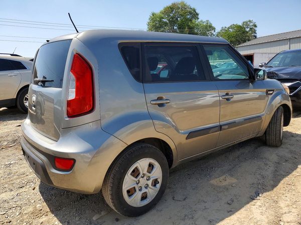 2013 KIA SOUL