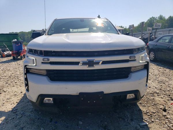2021 CHEVROLET SILVERADO RST