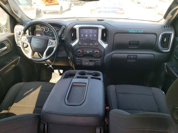 2021 CHEVROLET SILVERADO RST