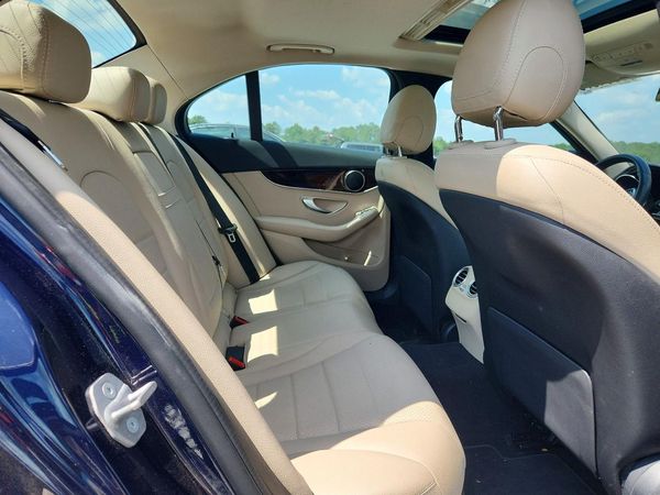 2019 MERCEDES-BENZ C C300