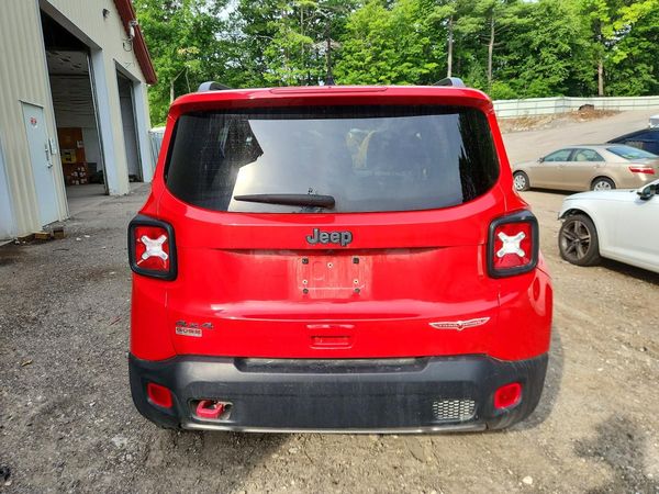 2021 JEEP RENEGADE TRAILHAWK 4X4