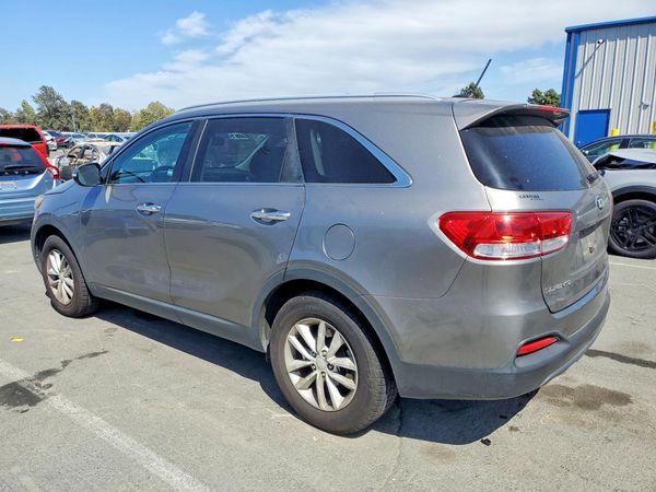 2017 KIA SORENTO L, LX
