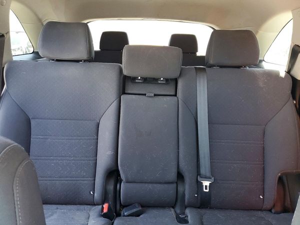 2017 KIA SORENTO L, LX