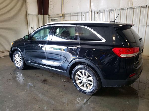 2017 KIA SORENTO L, LX
