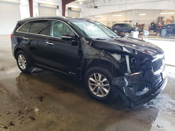 2017 KIA SORENTO L, LX