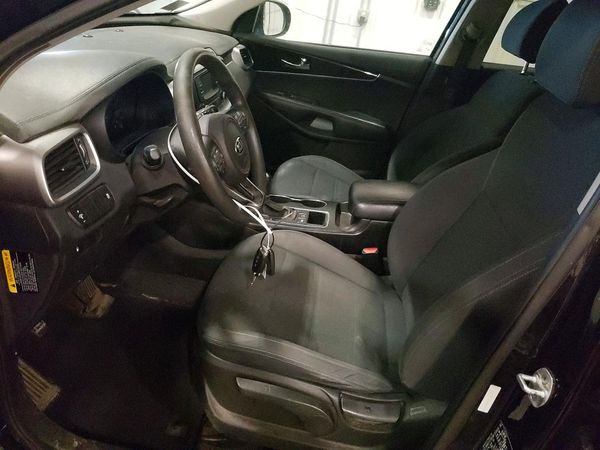 2017 KIA SORENTO L, LX