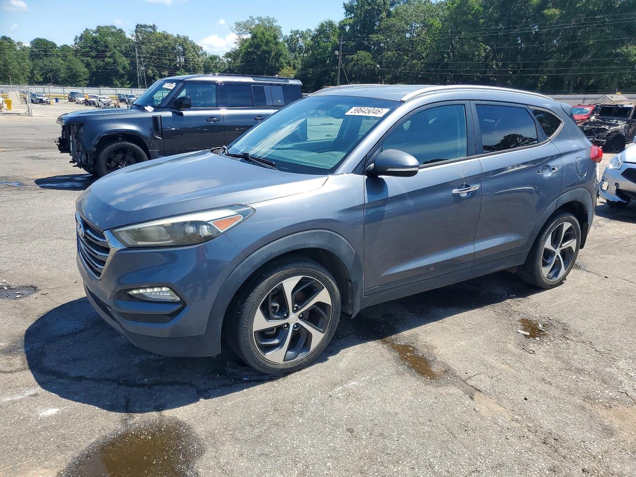 2016 HYUNDAI TUCSON