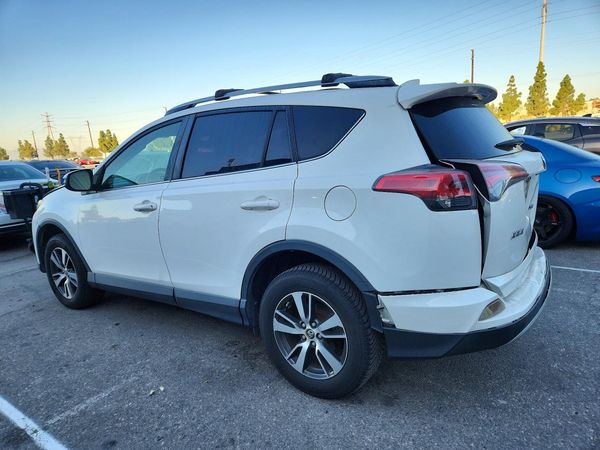 2018 TOYOTA RAV4 Adventure/XLE