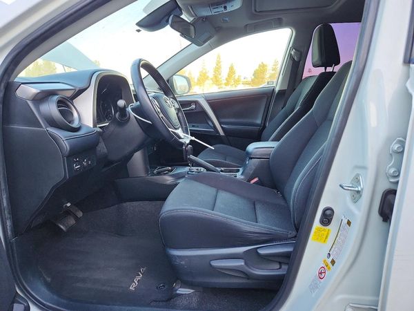 2018 TOYOTA RAV4 Adventure/XLE