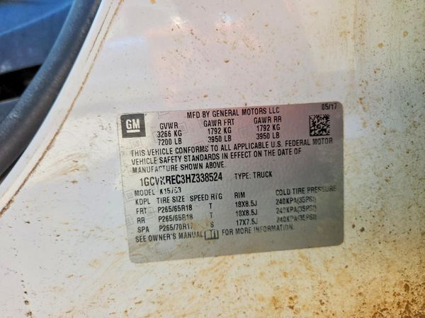 2017 CHEVROLET SILVERADO LT — VINS