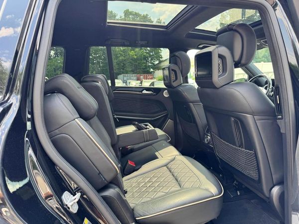 2015 MERCEDES-BENZ GL GL550 4MATIC