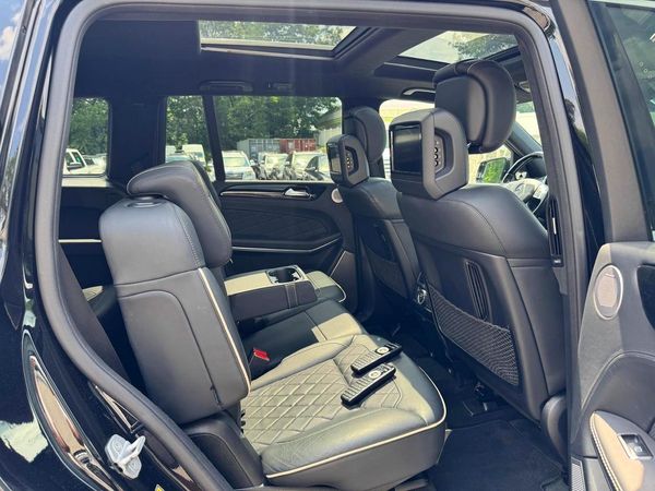 2015 MERCEDES-BENZ GL GL550 4MATIC