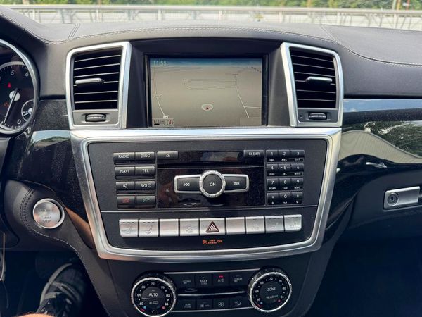 2015 MERCEDES-BENZ GL GL550 4MATIC