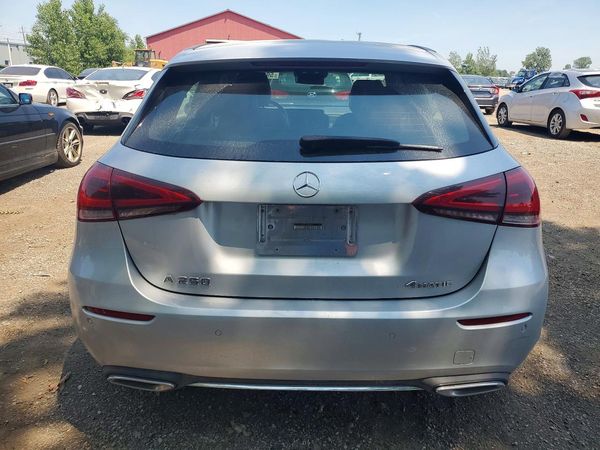 2019 MERCEDES-BENZ A