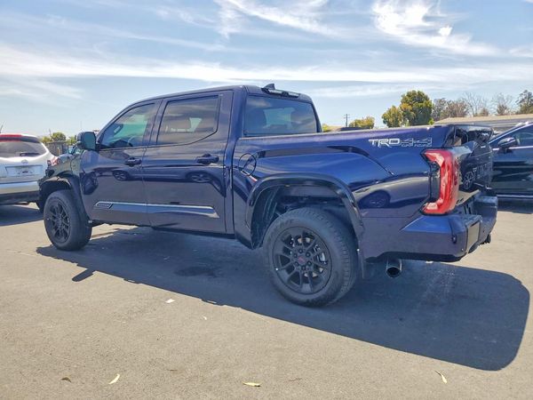 2025 TOYOTA TUNDRA