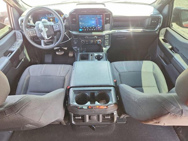 2024 FORD F150