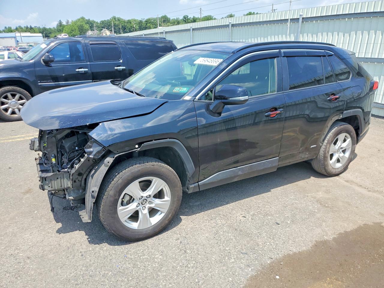 2023 TOYOTA RAV4 LE