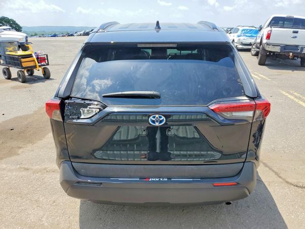 2023 TOYOTA RAV4 LE