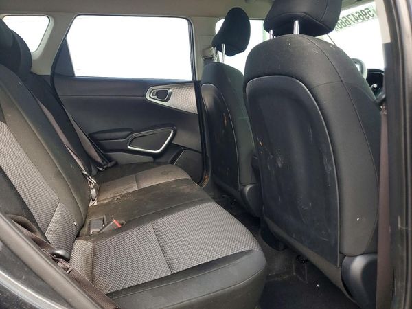 2025 KIA SOUL LX, S